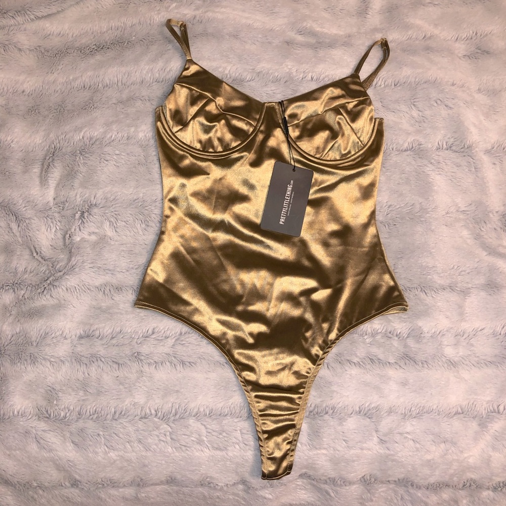 Gold Sexy one piece !